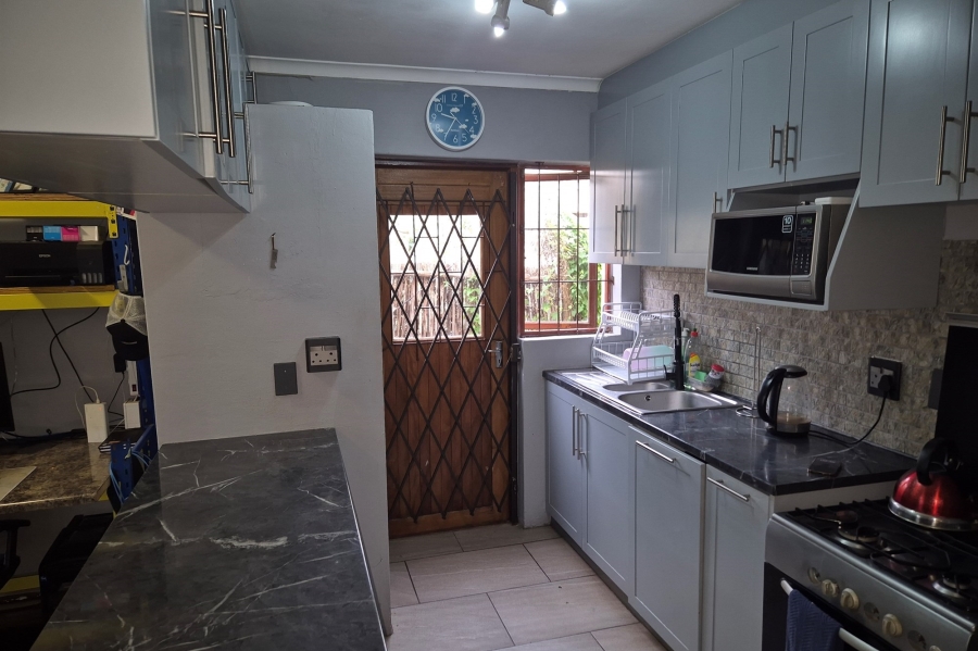 3 Bedroom Property for Sale in Fairview Golf Estate Western Cape